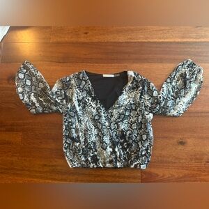 Alice + Olivia Woman’s Top